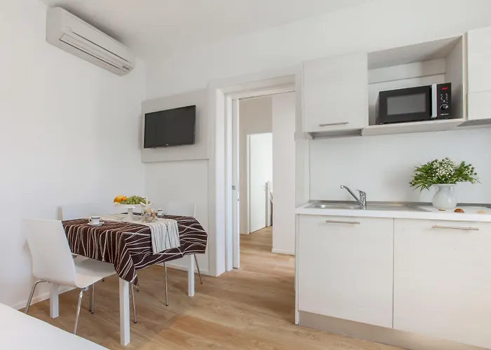 Hotel Houston Suites